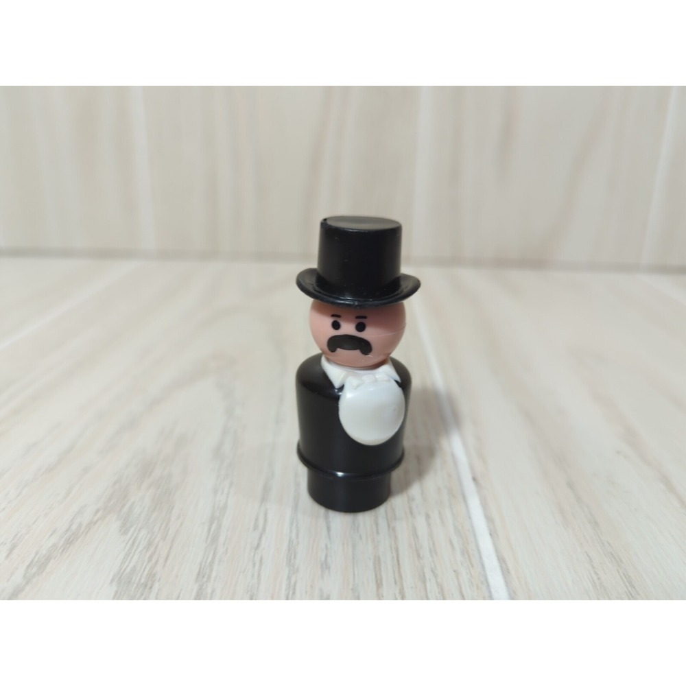 Fisher-Price Little People vintage 934 Western Town Mayor